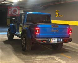 جيب جلاديتور